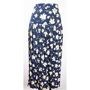 Floral Pleated Skirt Size 8 Petite